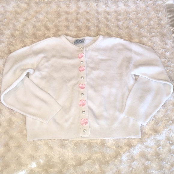 White button up sweater/shrug, pink bows & pearls - Picture 1 of 2